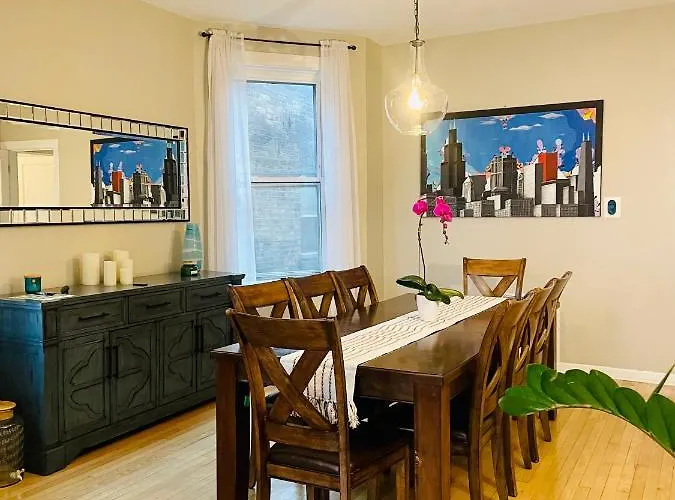 Sunny, Spacious, 3br 1ba Davlin Chicago